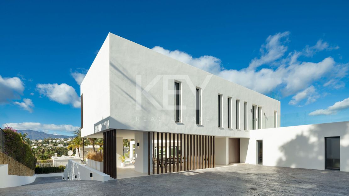 Contemporary Newly Built Luxury Villa in El Paraiso, Estepona