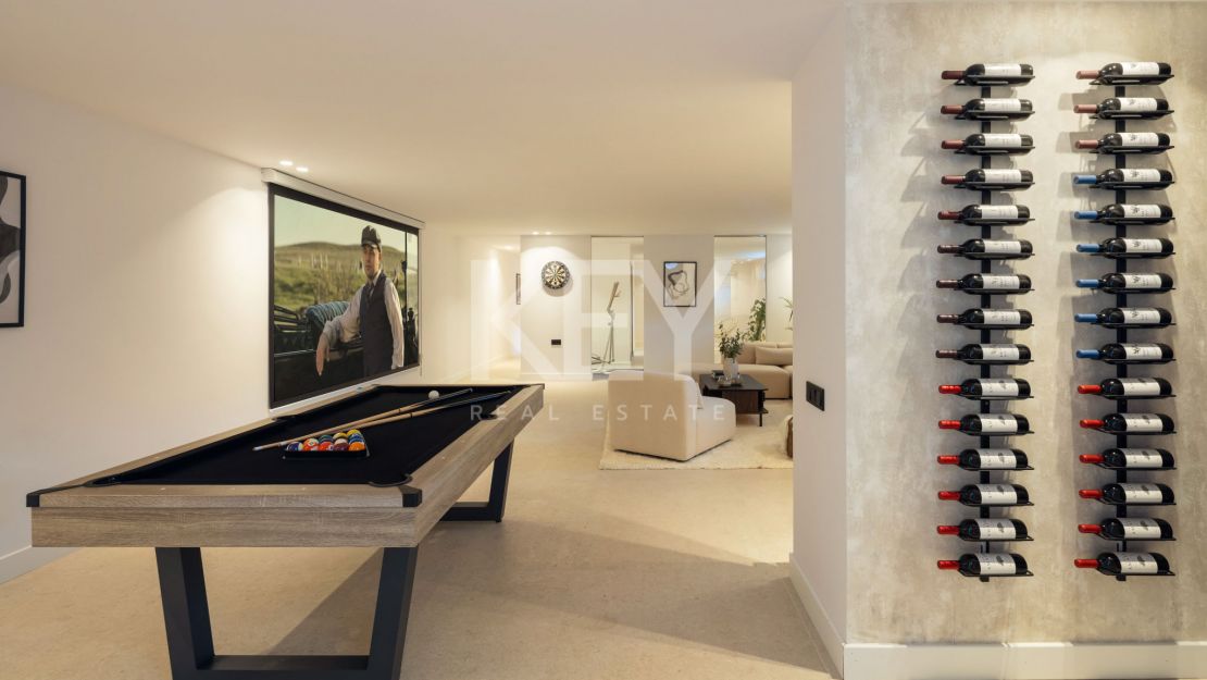 Contemporary Newly Built Luxury Villa in El Paraiso, Estepona