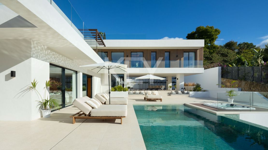 Contemporary Newly Built Luxury Villa in El Paraiso, Estepona