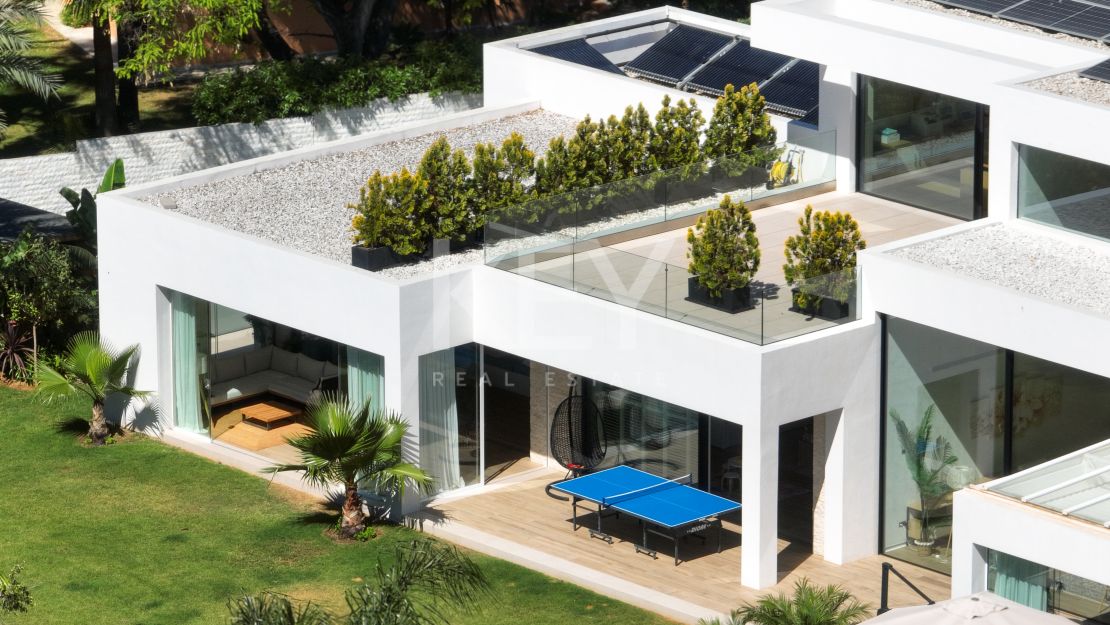 Mansión moderna con casa de invitados en la Nueva Milla de Oro, Marbella