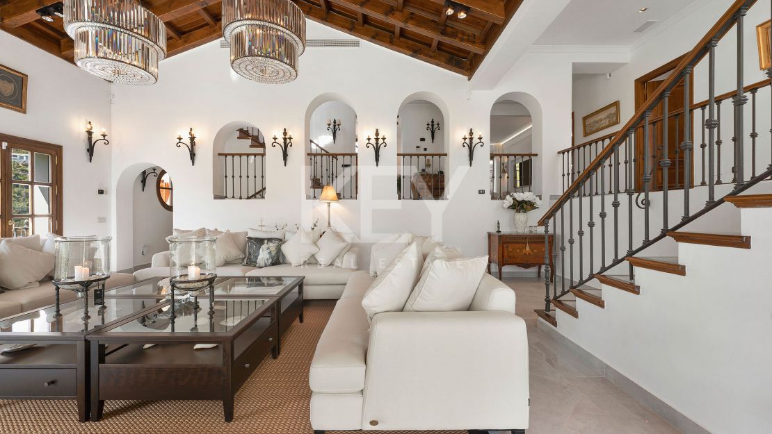 Classic Elegant Villa in El Madroñal, Benahavis