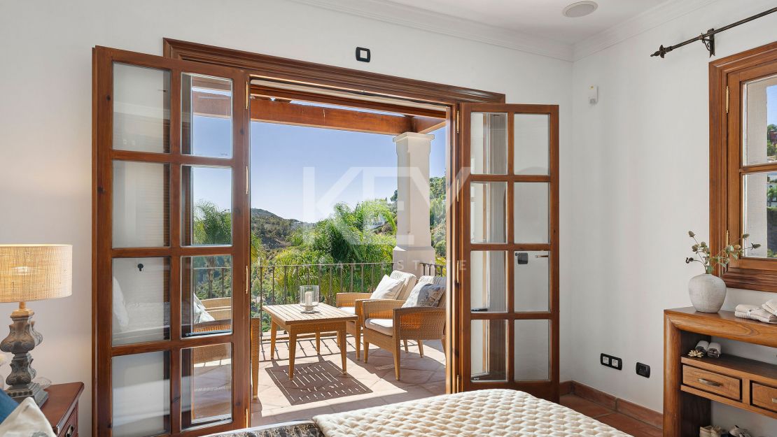 Classic Elegant Villa in El Madroñal, Benahavis