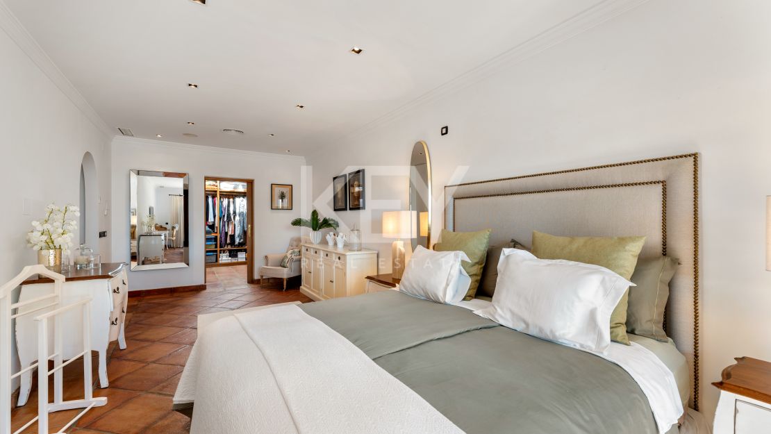 Classic Elegant Villa in El Madroñal, Benahavis