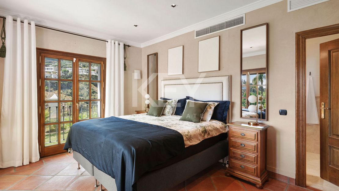 Classic Elegant Villa in El Madroñal, Benahavis