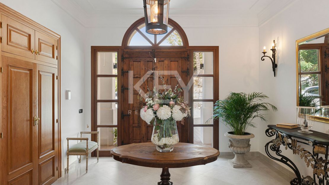 Classic Elegant Villa in El Madroñal, Benahavis