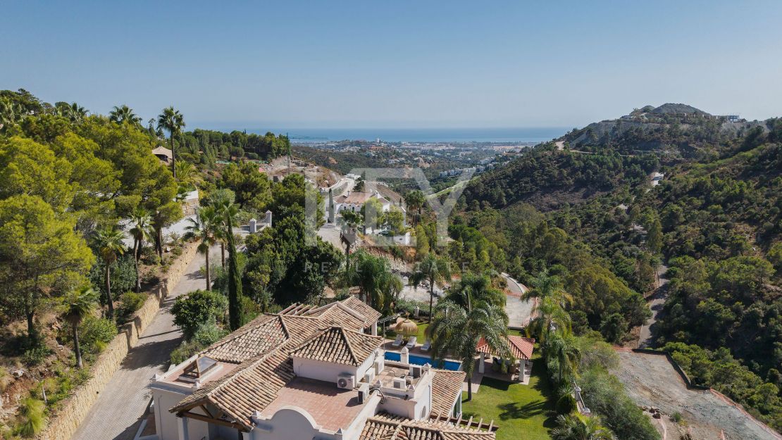 Classic Elegant Villa in El Madroñal, Benahavis