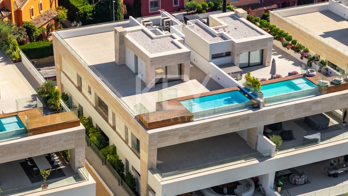 Дизайнерский двухуровневый пентхаус на Золотой Миле Марбельи