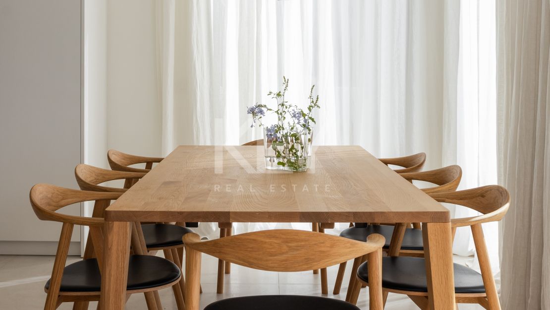 Private Corner Duplex Penthouse with Villa-Like Privacy & Panoramic Sea Views