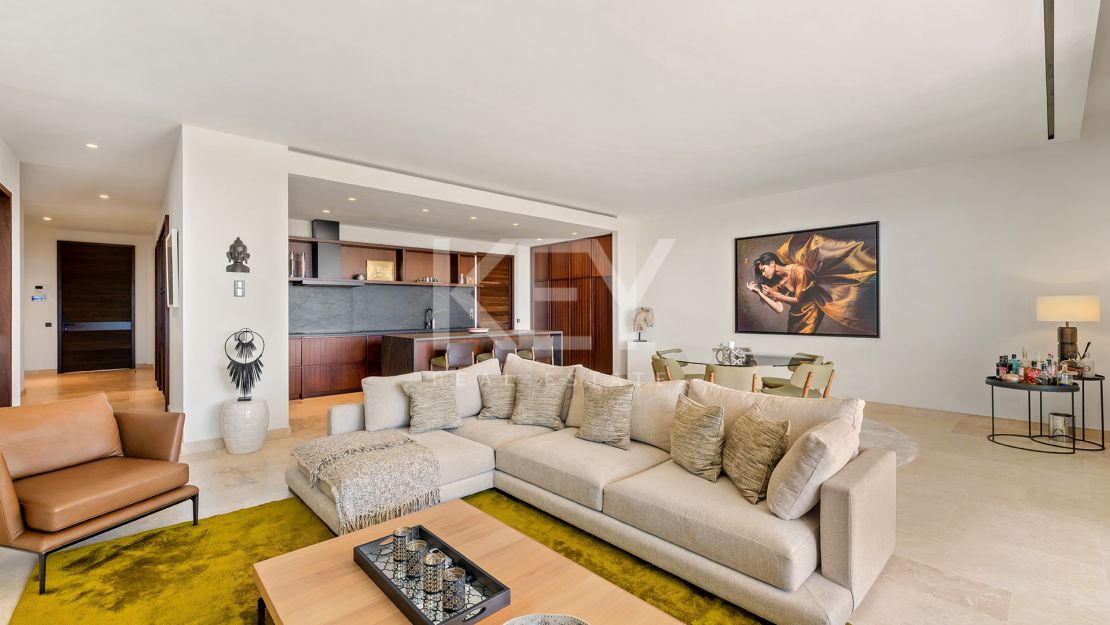 Modern Luxury Apartment with Garden in Finca Cortesin, Casares