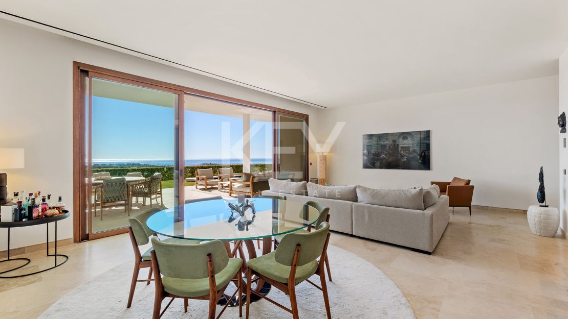 Modern Luxury Apartment with Garden in Finca Cortesin, Casares