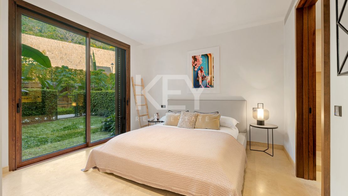 Modern Luxury Apartment with Garden in Finca Cortesin, Casares