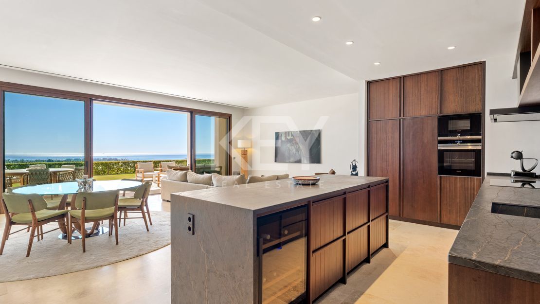 Modern Luxury Apartment with Garden in Finca Cortesin, Casares