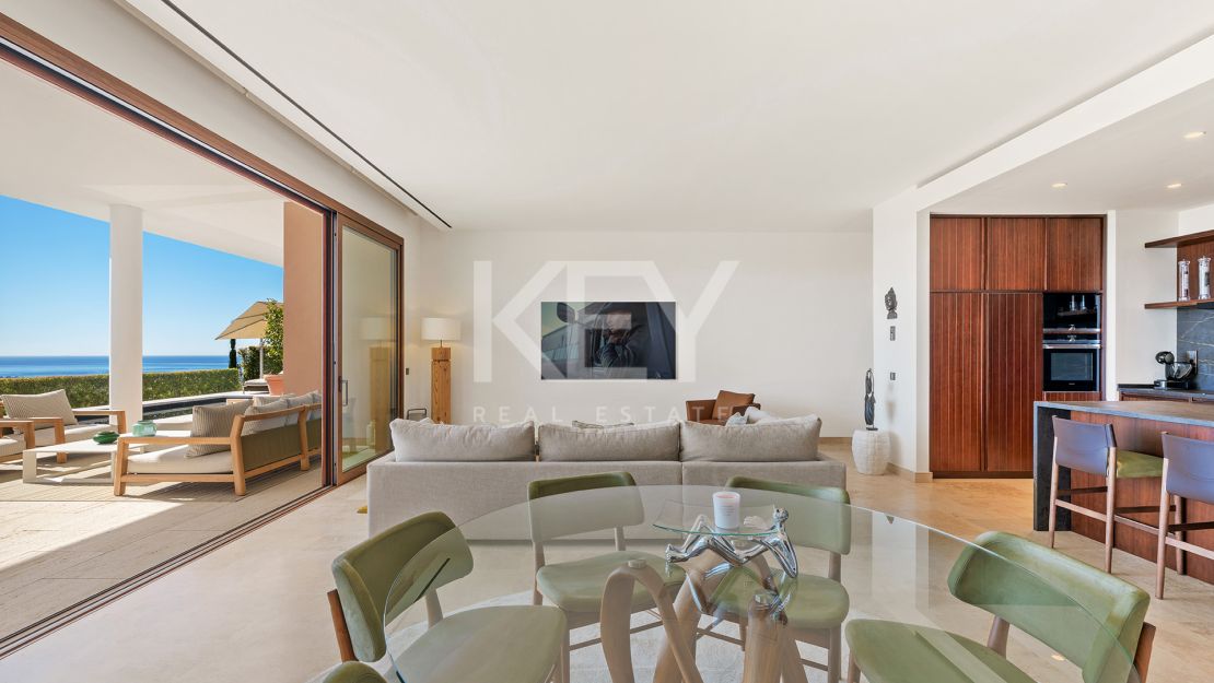 Modern Luxury Apartment with Garden in Finca Cortesin, Casares