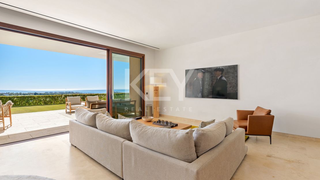Modern Luxury Apartment with Garden in Finca Cortesin, Casares