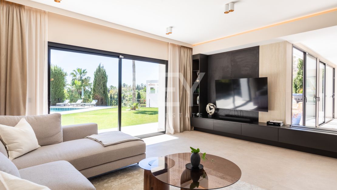 Вилла  на продажу  в  Altos del Paraiso, Бенахавис