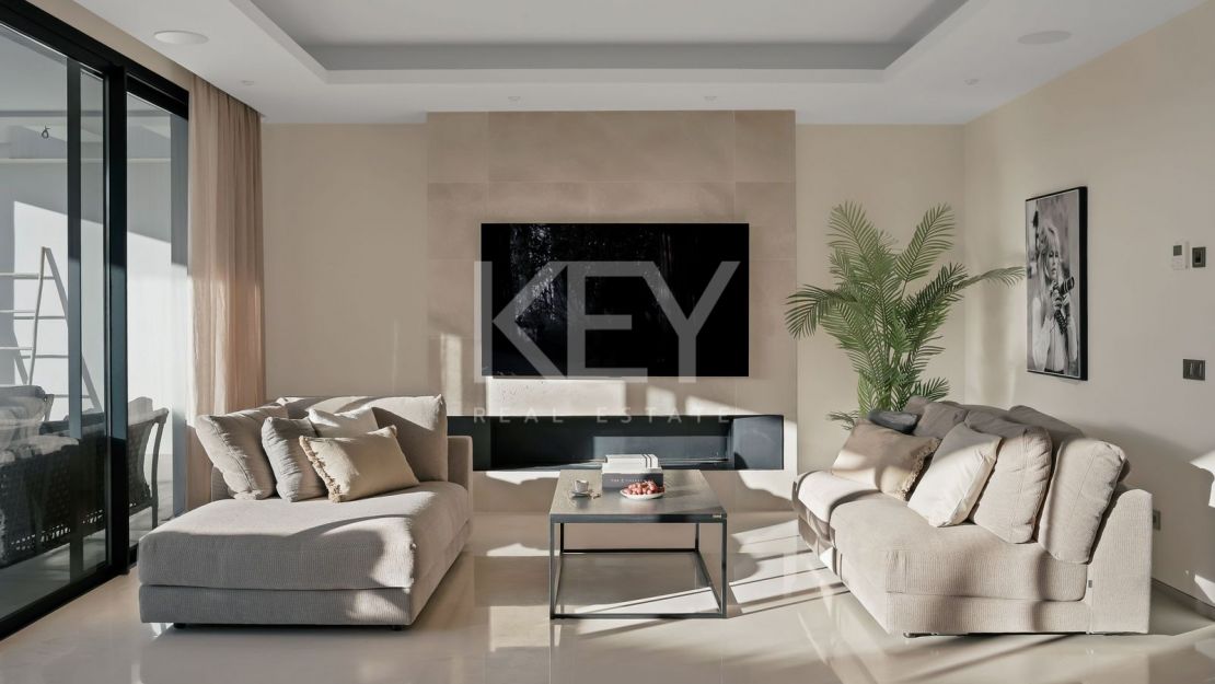 Luxury Villa on Marbella Golden Mile near the beach and Puente Romano Beach Resort