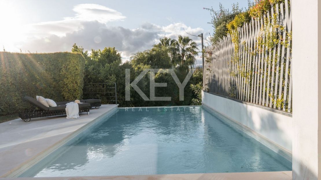 Luxury Villa on Marbella Golden Mile near the beach and Puente Romano Beach Resort