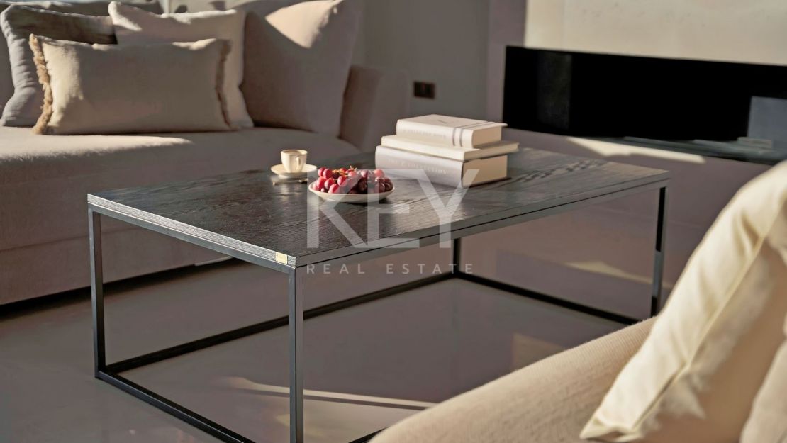 Luxury Villa on Marbella Golden Mile near the beach and Puente Romano Beach Resort