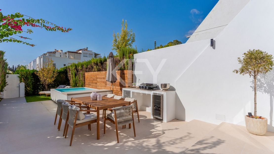 Modern Townhouse for Sale in Nagüeles, Marbella Golden Mile
