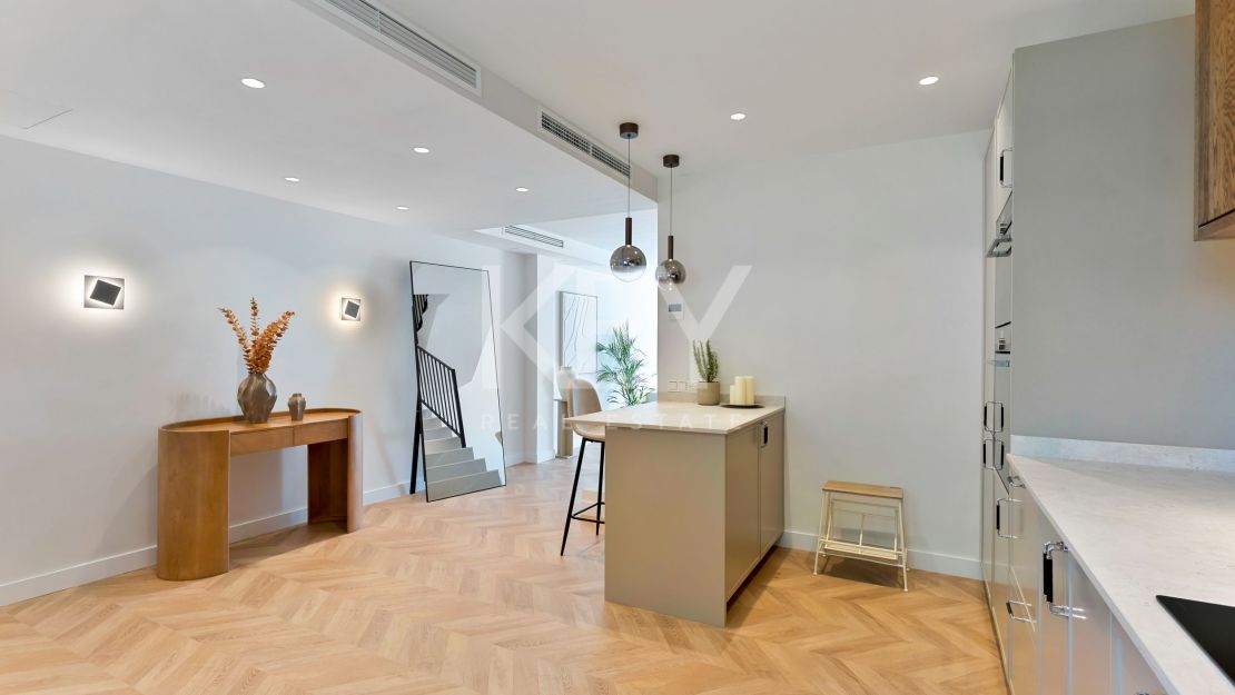 Modern Townhouse for Sale in Nagüeles, Marbella Golden Mile
