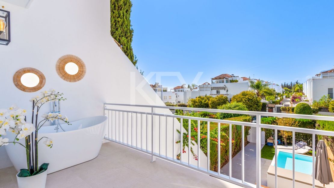 Modern Townhouse for Sale in Nagüeles, Marbella Golden Mile