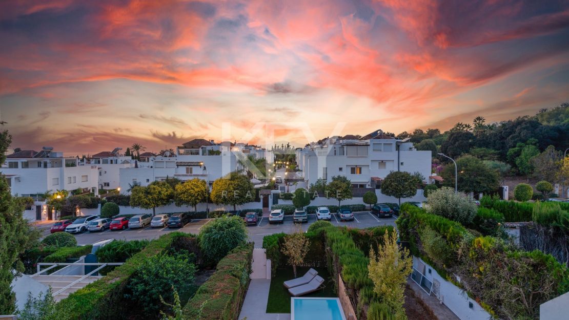 Modern Townhouse for Sale in Nagüeles, Marbella Golden Mile