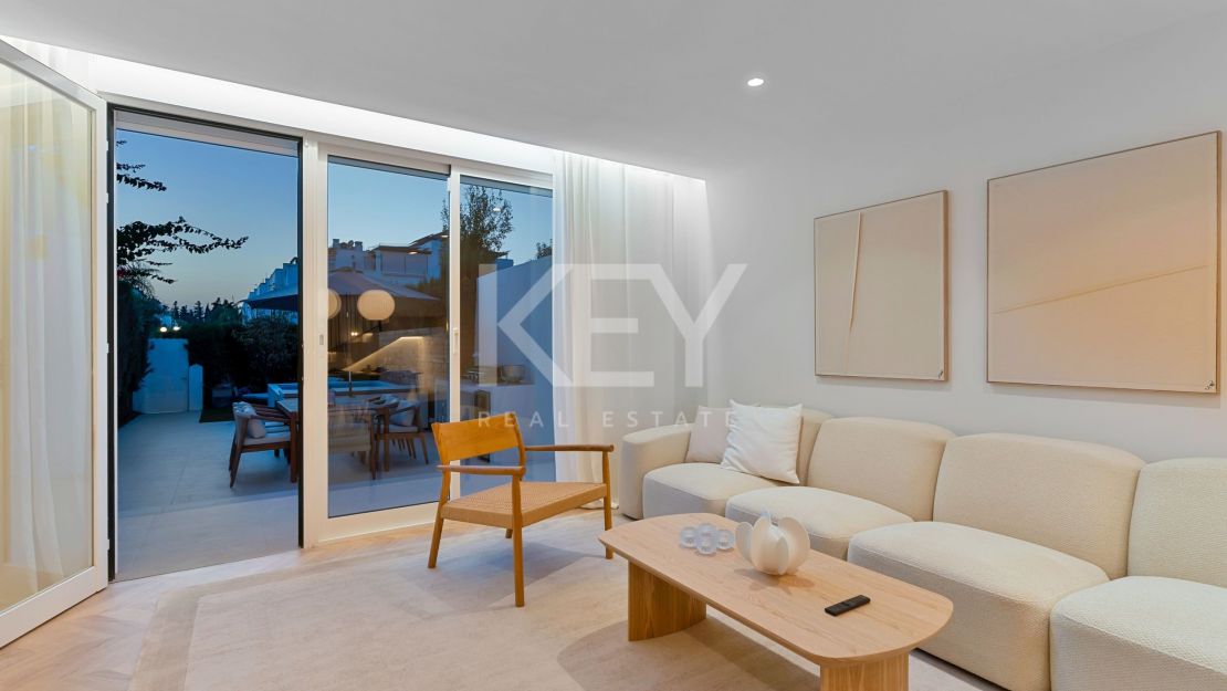 Modern Townhouse for Sale in Nagüeles, Marbella Golden Mile