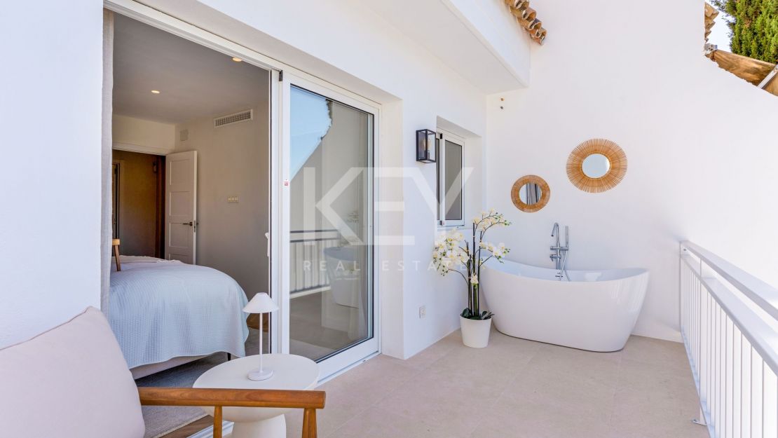 Modern Townhouse for Sale in Nagüeles, Marbella Golden Mile