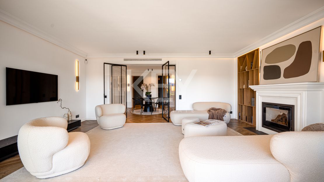 Renovated Elegant Townhouse in Benahavís