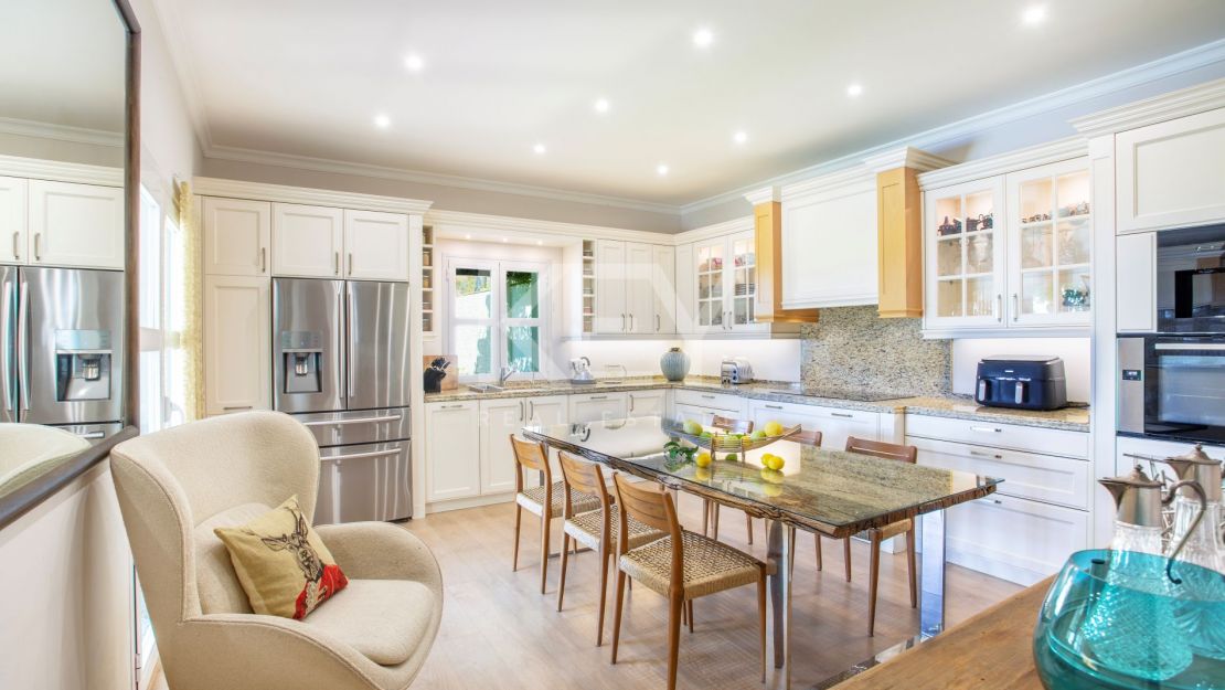 Exceptional mediterranean villa with panoramic sea views in Monte Mayor, Benahavís