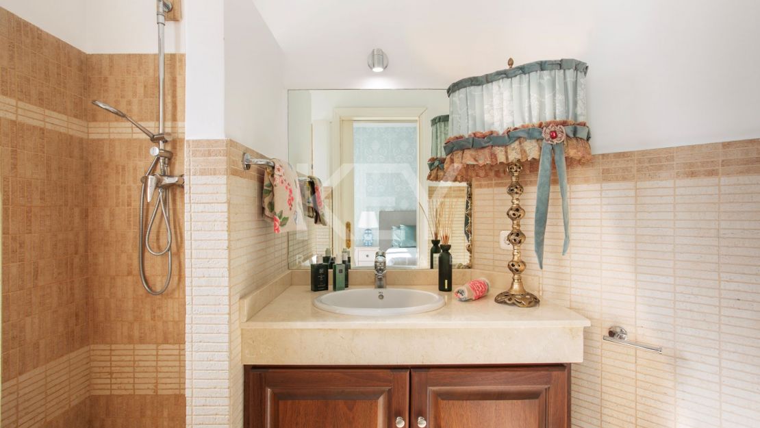 Exceptional mediterranean villa with panoramic sea views in Monte Mayor, Benahavís