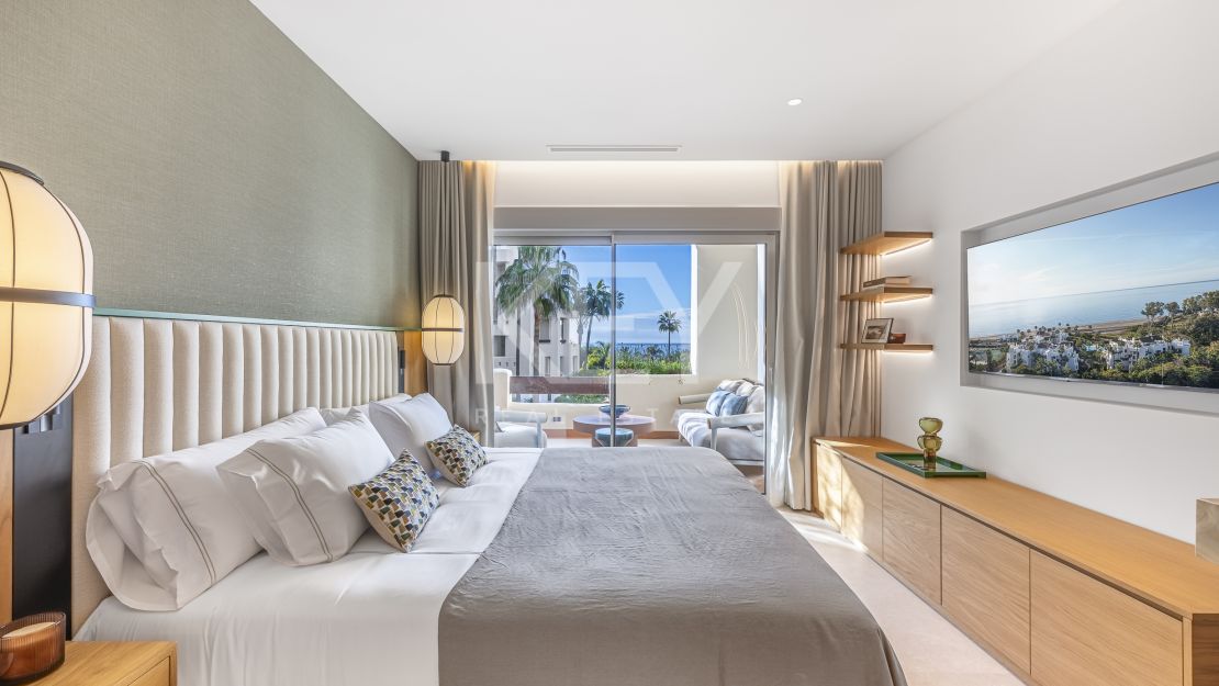 Increíble Apartamento con Vistas Abiertas al Mar en Estepona