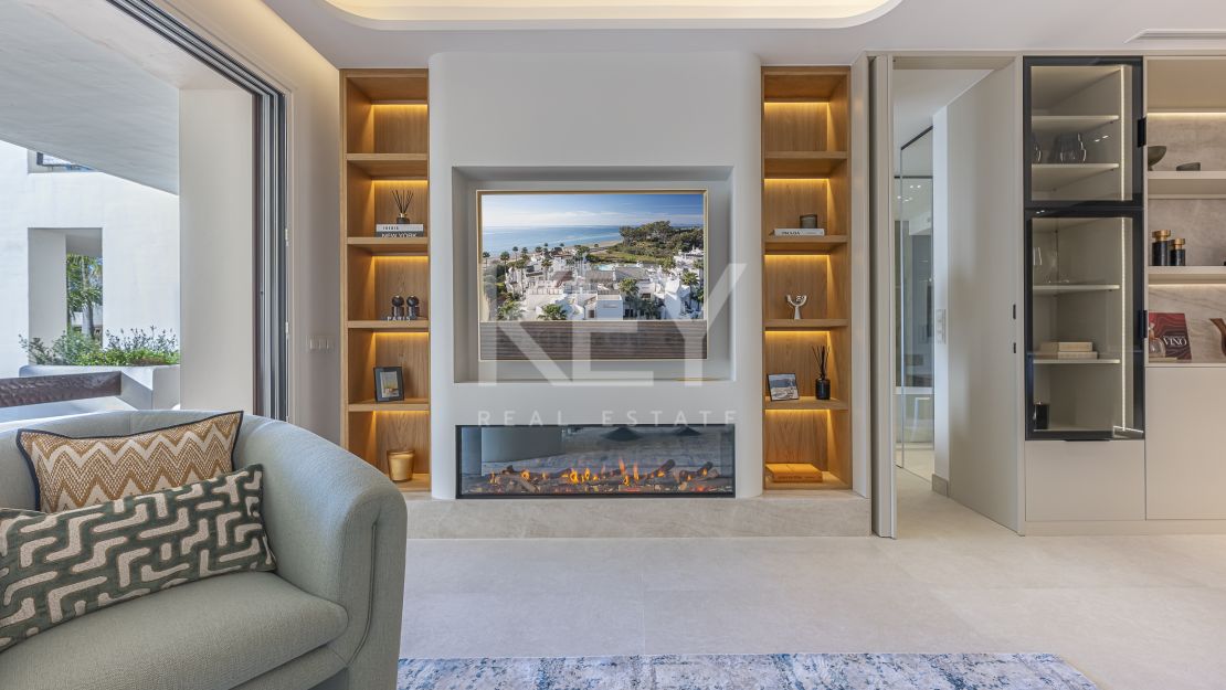 Increíble Apartamento con Vistas Abiertas al Mar en Estepona