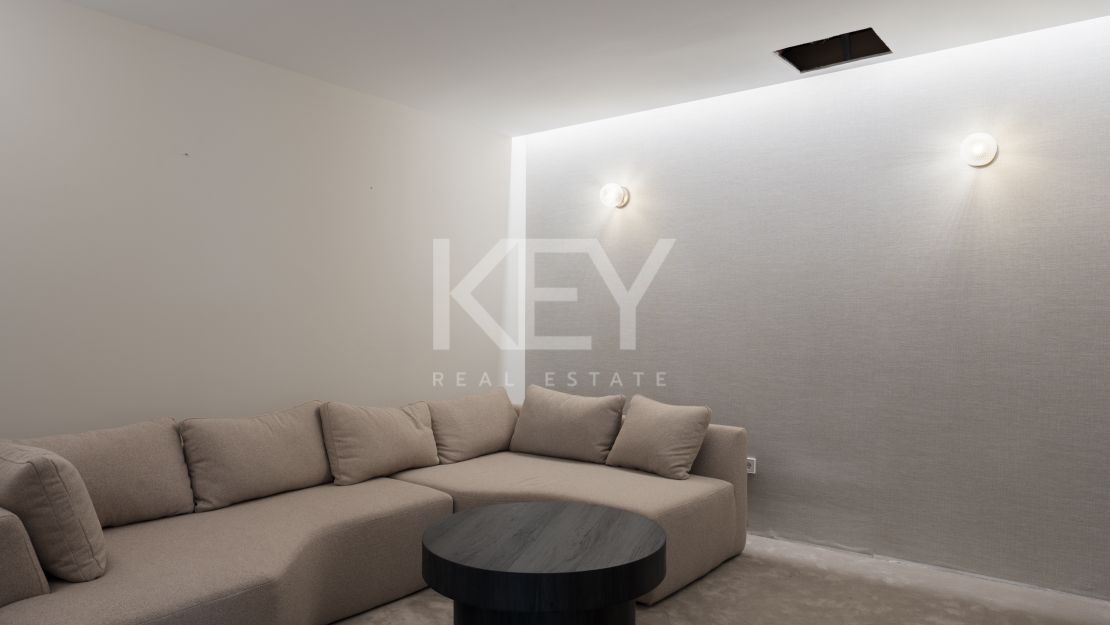 Stunning Newly Built Family Villa in Los Arqueros, Benahavis