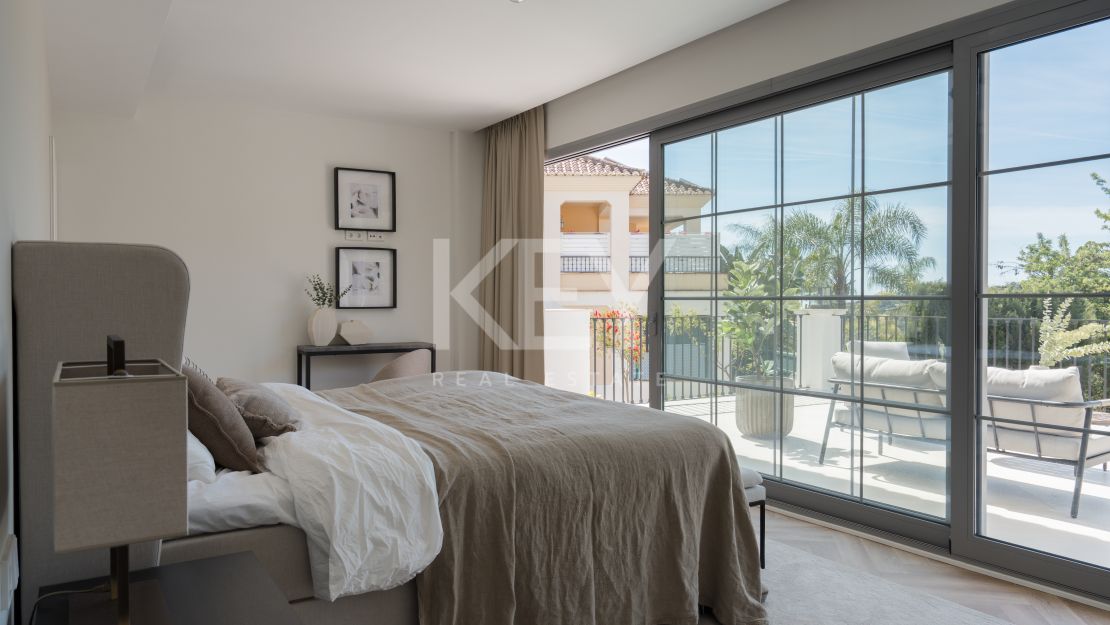 Stunning Newly Built Family Villa in Los Arqueros, Benahavis