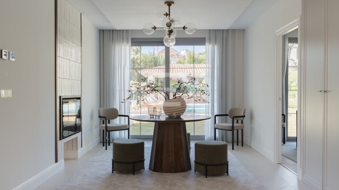 Stunning Newly Built Family Villa in Los Arqueros, Benahavis