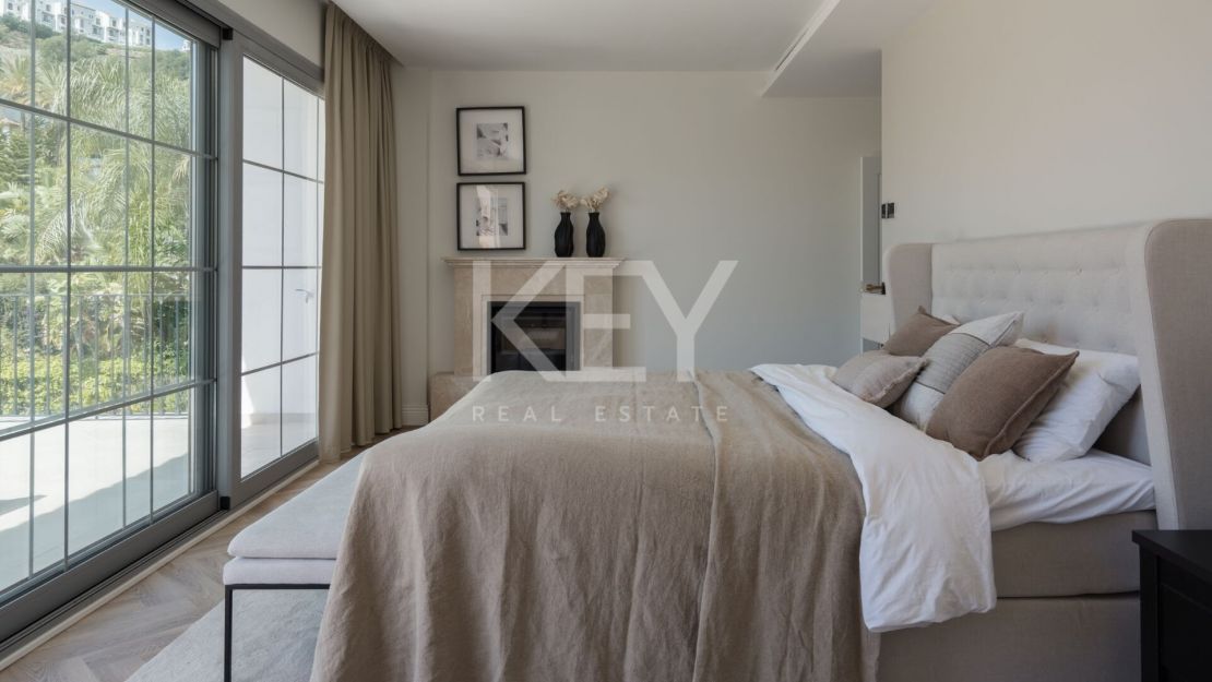 Stunning Newly Built Family Villa in Los Arqueros, Benahavis