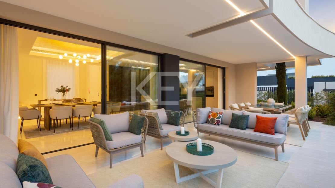 Элегантная Вилла Новой Постройки в Ла Серкилья, Нуэва Андалусия, Марбелья