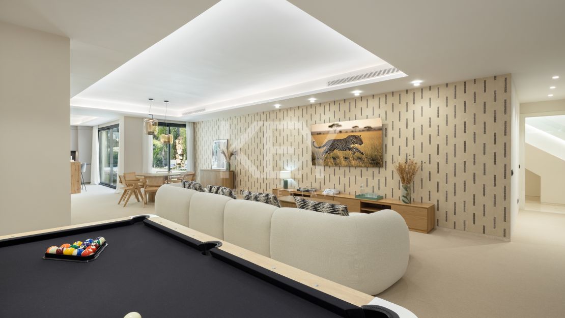 Элегантная Вилла Новой Постройки в Ла Серкилья, Нуэва Андалусия, Марбелья