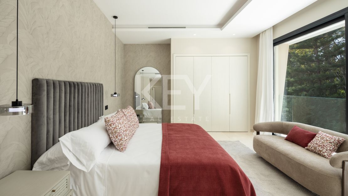 Элегантная Вилла Новой Постройки в Ла Серкилья, Нуэва Андалусия, Марбелья