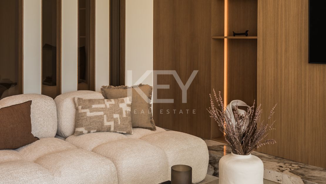 Modern 4-bedroom apartment for sale in Aloha, Nueva Andalucía, Marbella