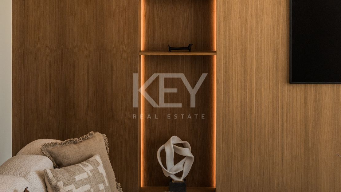 Modern 4-bedroom apartment for sale in Aloha, Nueva Andalucía, Marbella