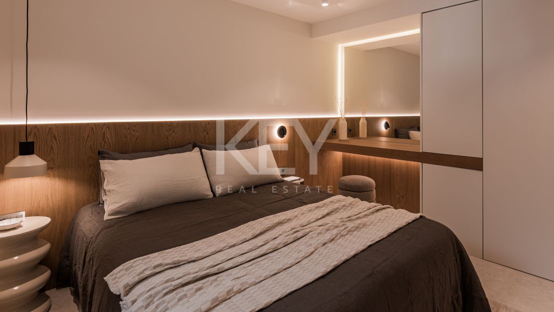 Modern 4-bedroom apartment for sale in Aloha, Nueva Andalucía, Marbella