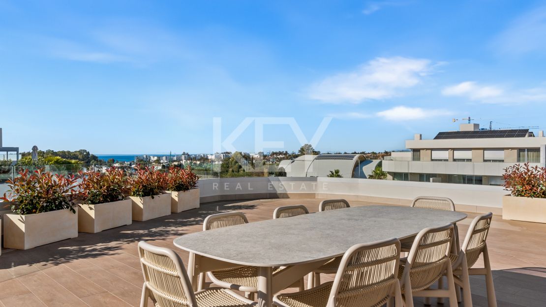 Penthouse with Sea Views in Marbella, San Pedro de Alcantara