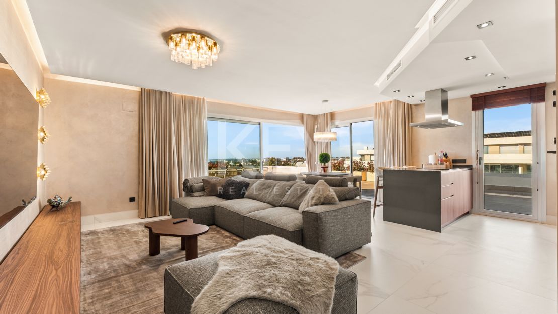 Penthouse with Sea Views in Marbella, San Pedro de Alcantara