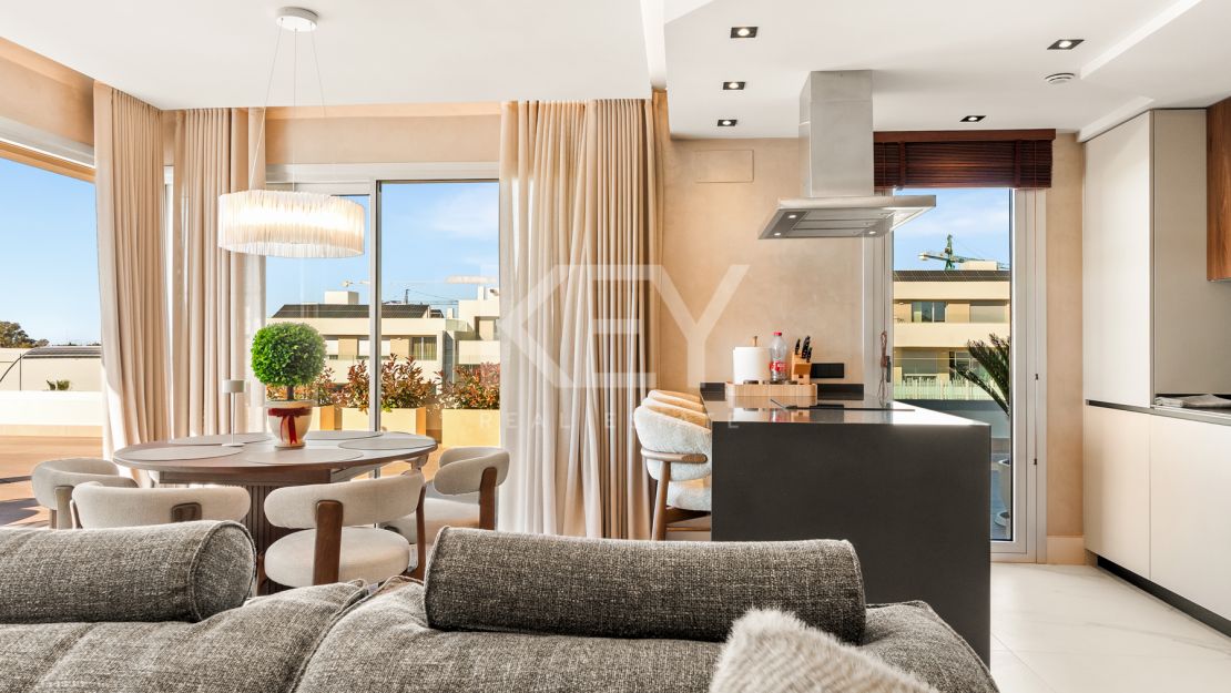 Penthouse with Sea Views in Marbella, San Pedro de Alcantara