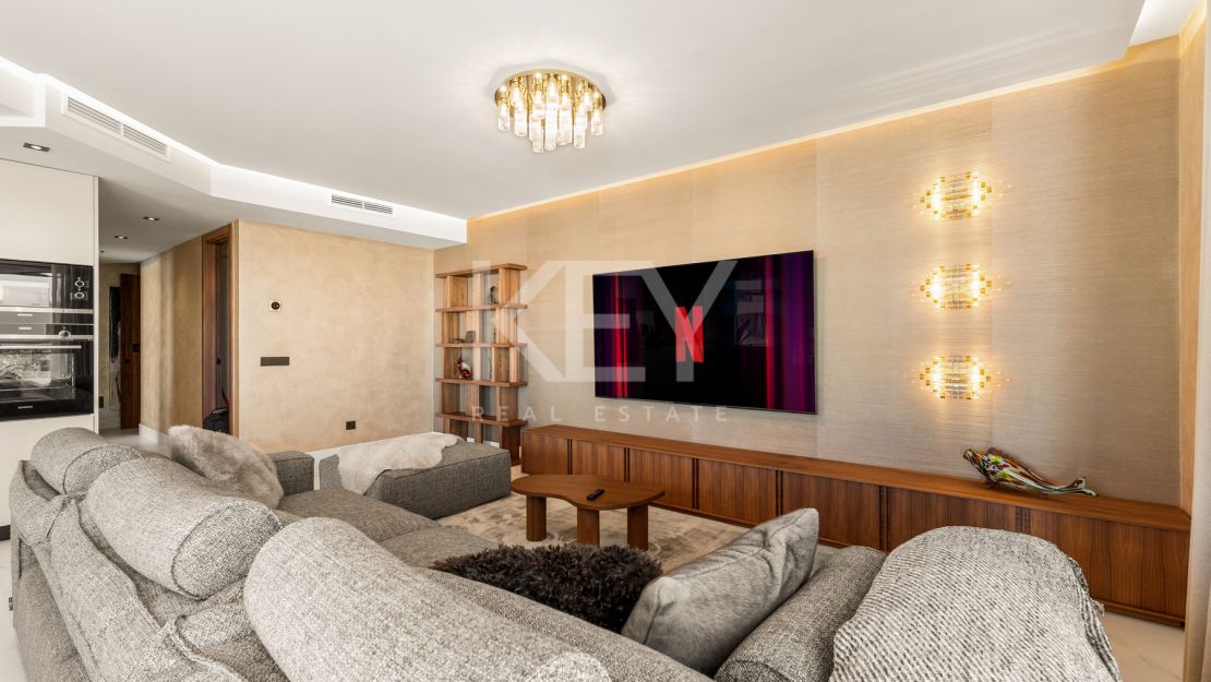 Penthouse with Sea Views in Marbella, San Pedro de Alcantara