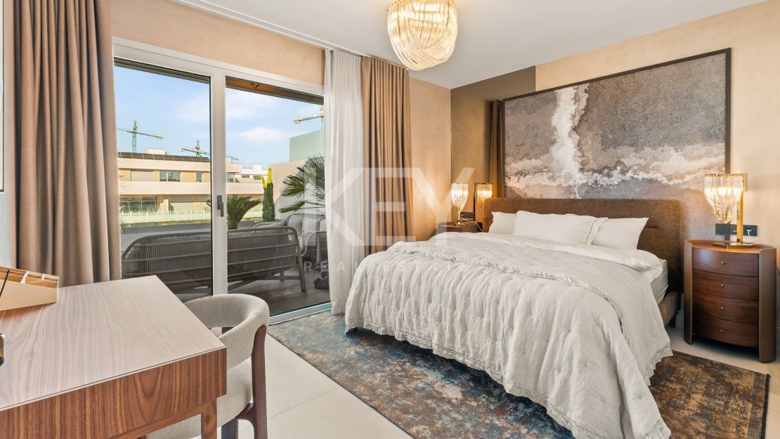 Penthouse with Sea Views in Marbella, San Pedro de Alcantara