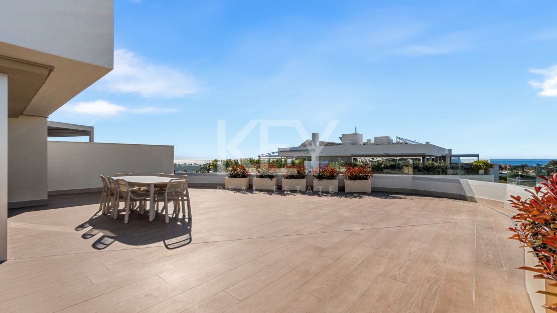 Penthouse with Sea Views in Marbella, San Pedro de Alcantara