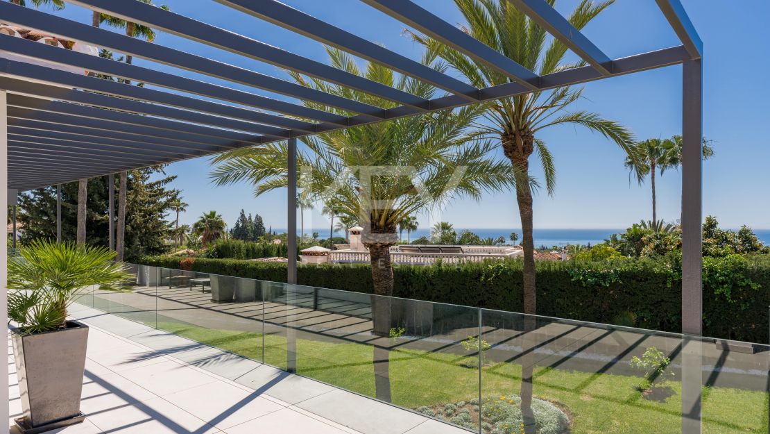 A Villa with Open Sea View and walking distance to Swans school just minutes from la Milla de Oro Marbella
